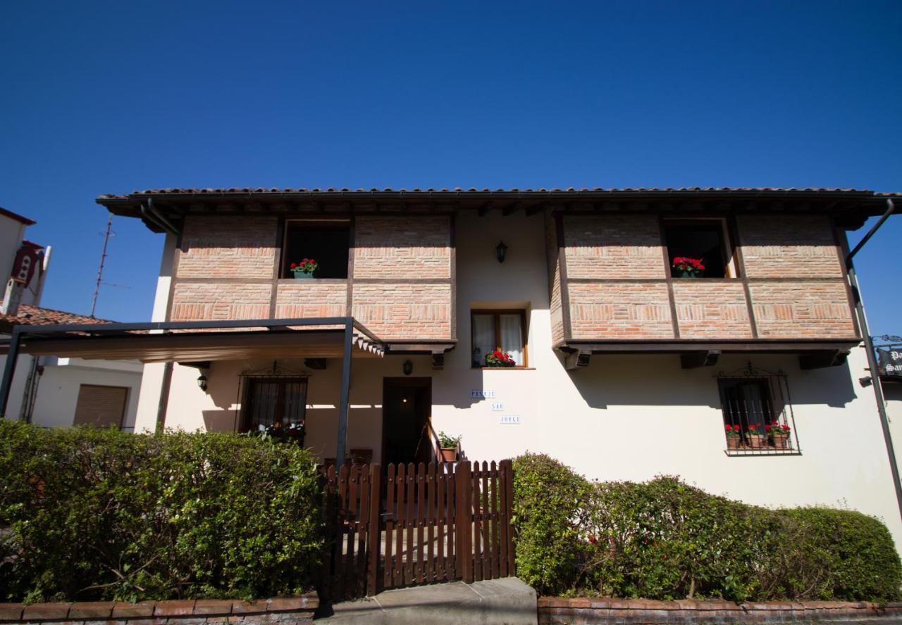 Pasaje San Jorge Hotel Comillas Exterior foto